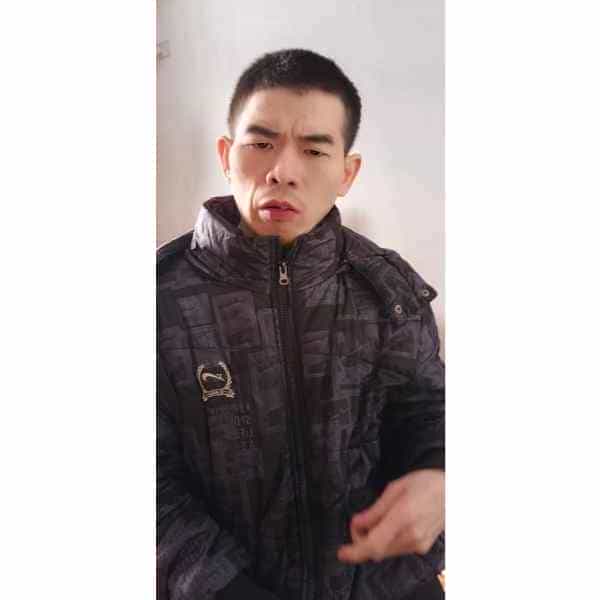 四川31岁单身帅哥真诚找对象-咸宁征婚相亲网