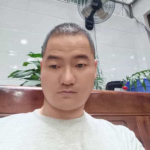 福建35岁单身帅哥真诚找对象-咸宁征婚相亲网