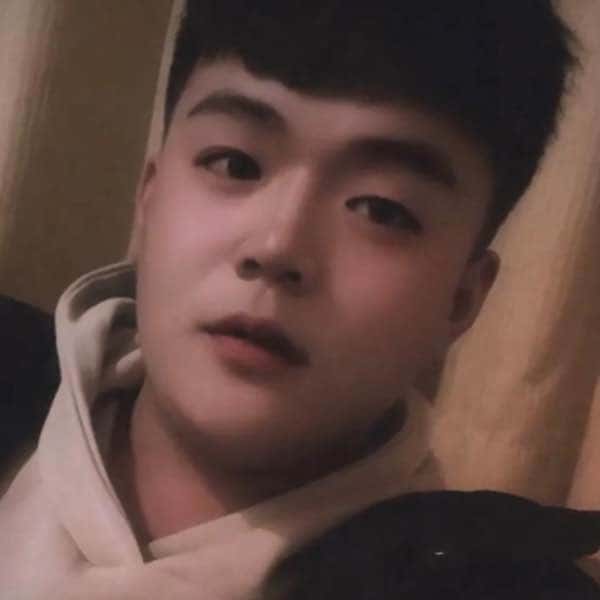 山东25岁单身帅哥真诚找对象-咸宁征婚相亲网