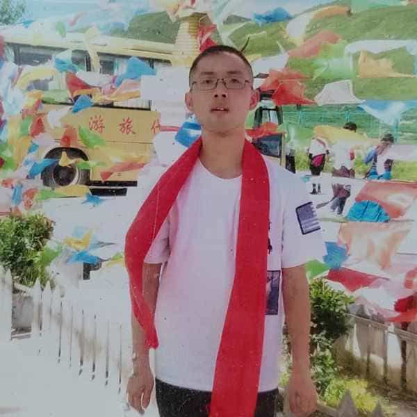 四川26岁单身帅哥真诚找对象-咸宁征婚相亲网