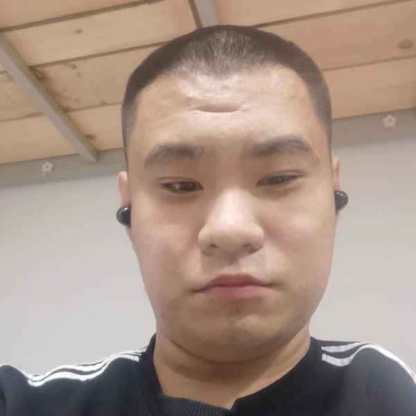 山东24岁单身帅哥真诚找对象-咸宁征婚相亲网