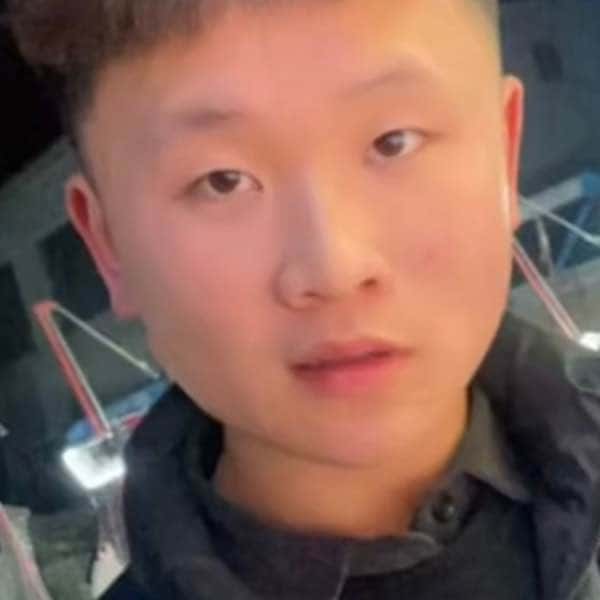河南21岁单身帅哥真诚找对象-咸宁征婚相亲网