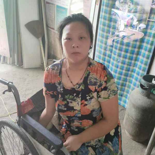 河南24岁单身美女真诚找对象-咸宁征婚相亲网