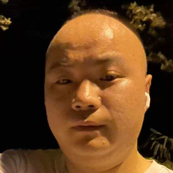 江苏28岁单身帅哥真诚找对象-咸宁征婚相亲网