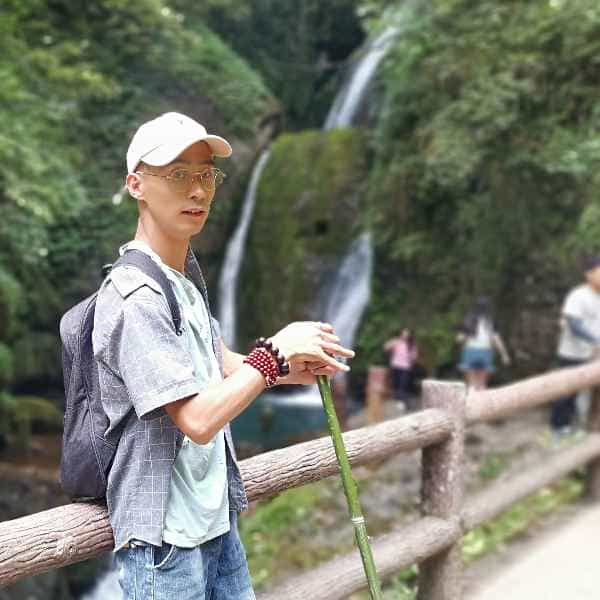 四川28岁单身帅哥真诚找对象-咸宁征婚相亲网