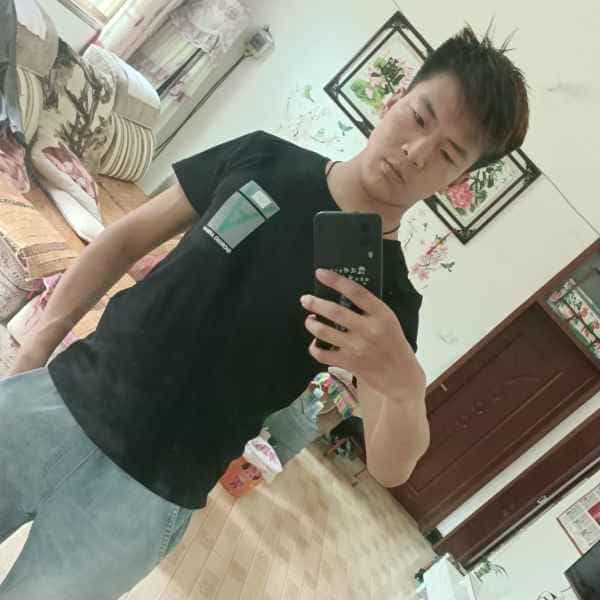 河南24岁单身帅哥真诚找对象-咸宁征婚相亲网