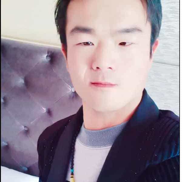 青海30岁单身帅哥真诚找对象-咸宁征婚相亲网