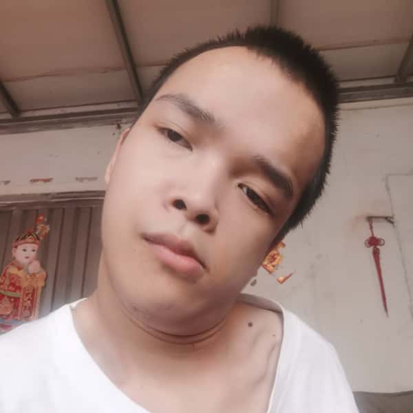 广东残疾人帅哥真诚相亲找对象，咸宁征婚相亲网