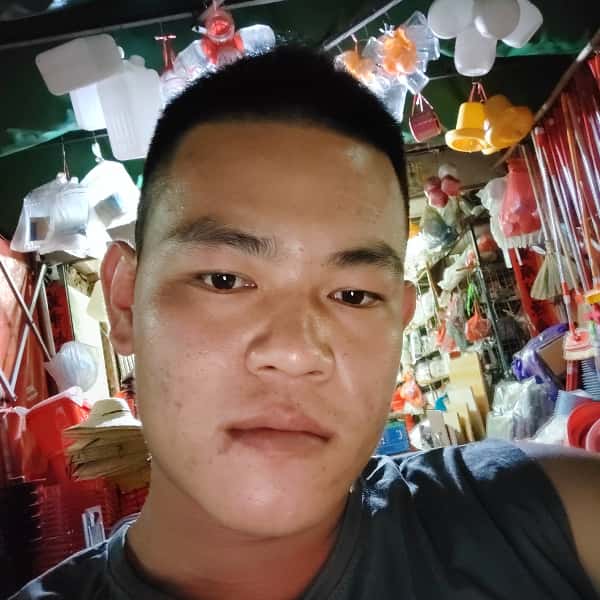 广东29岁单身帅哥真诚找对象-咸宁征婚相亲网