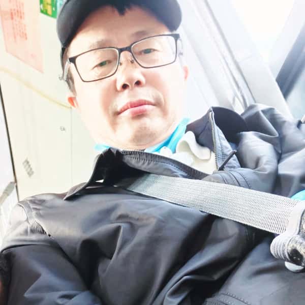 上海56岁单身帅哥真诚找对象-咸宁征婚相亲网