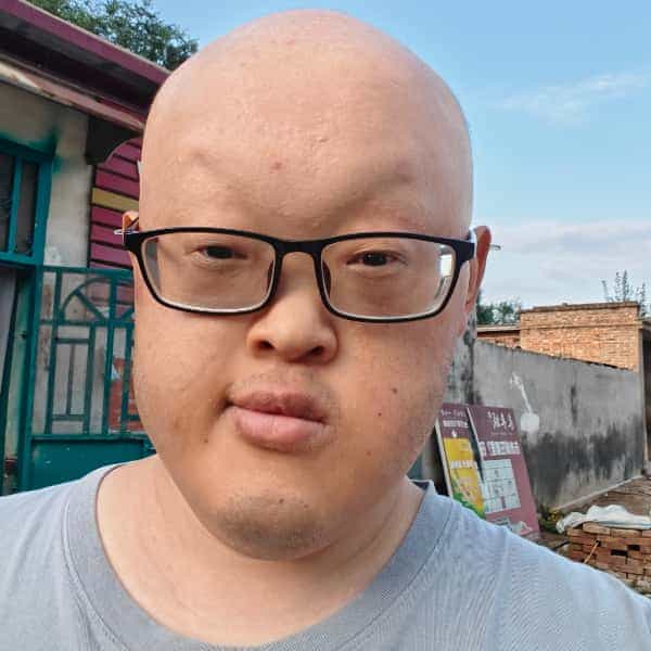 山东27岁单身帅哥真诚找对象-咸宁征婚相亲网