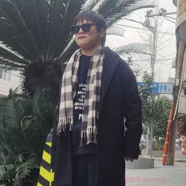 江西20岁单身帅哥真诚找对象-咸宁征婚相亲网