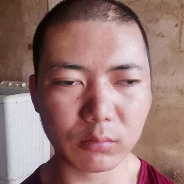35岁岁云南单身帅哥 - 咸宁吉缘网