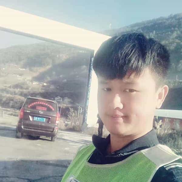 29岁岁云南单身帅哥 - 咸宁吉缘网